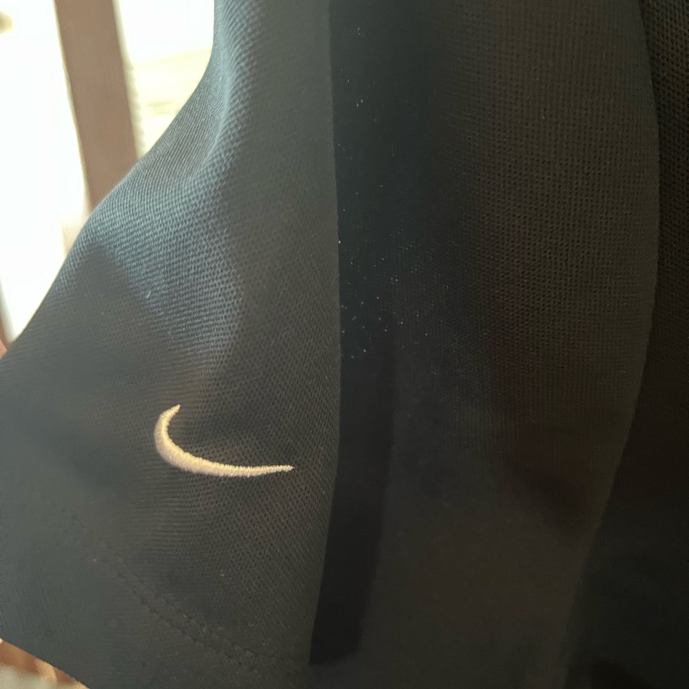 Nike Dri-FIT Black Women’s Polo Shirt - Picture 3 of 4